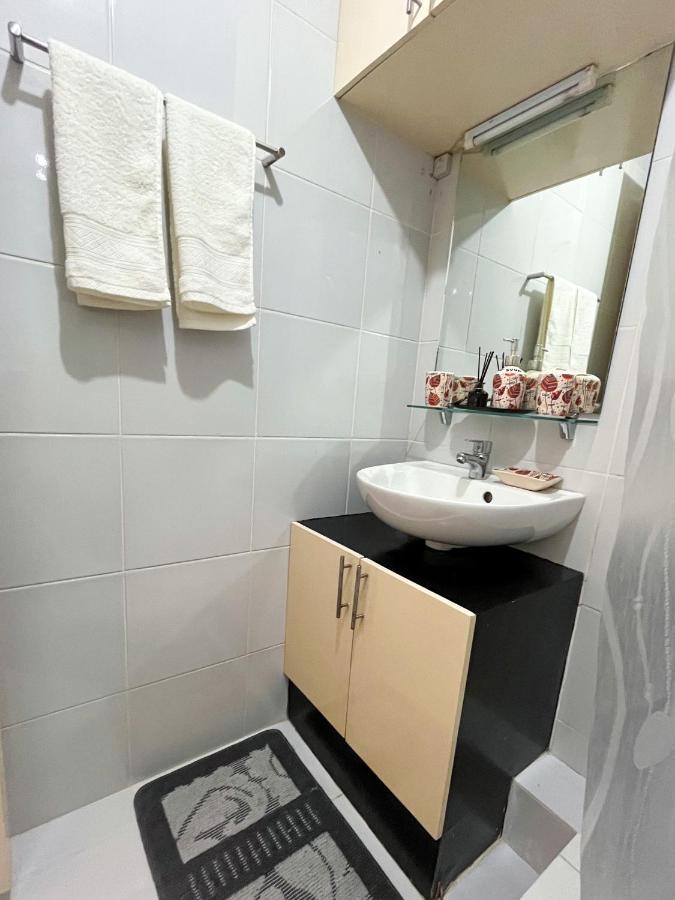 Modern 2Br Condo Near Sm With Free Parking Pool Wifi And Netflix Davao ภายนอก รูปภาพ
